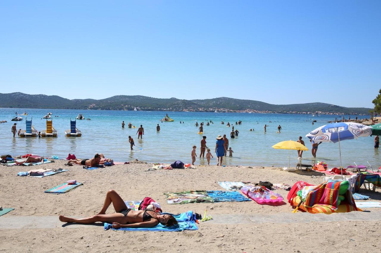 Grande Glamping With Pool Ξενοδοχείο Biograd Na Moru Εξωτερικό φωτογραφία