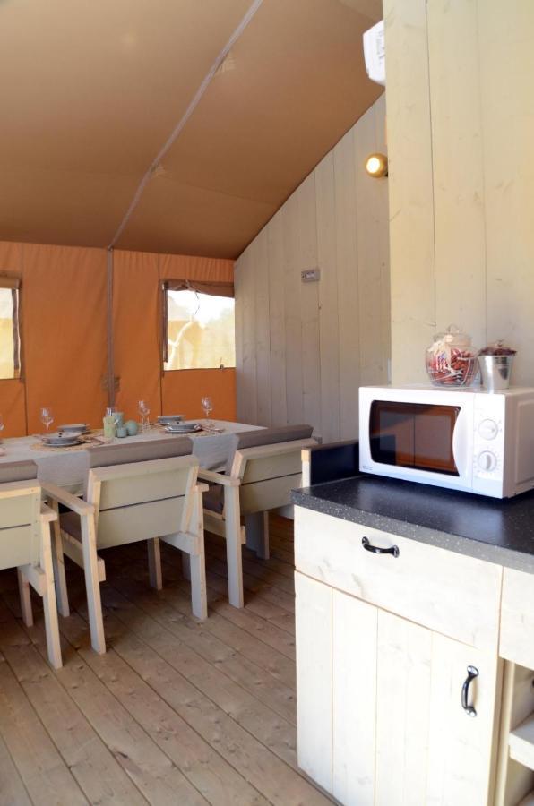 Grande Glamping With Pool Ξενοδοχείο Biograd Na Moru Εξωτερικό φωτογραφία