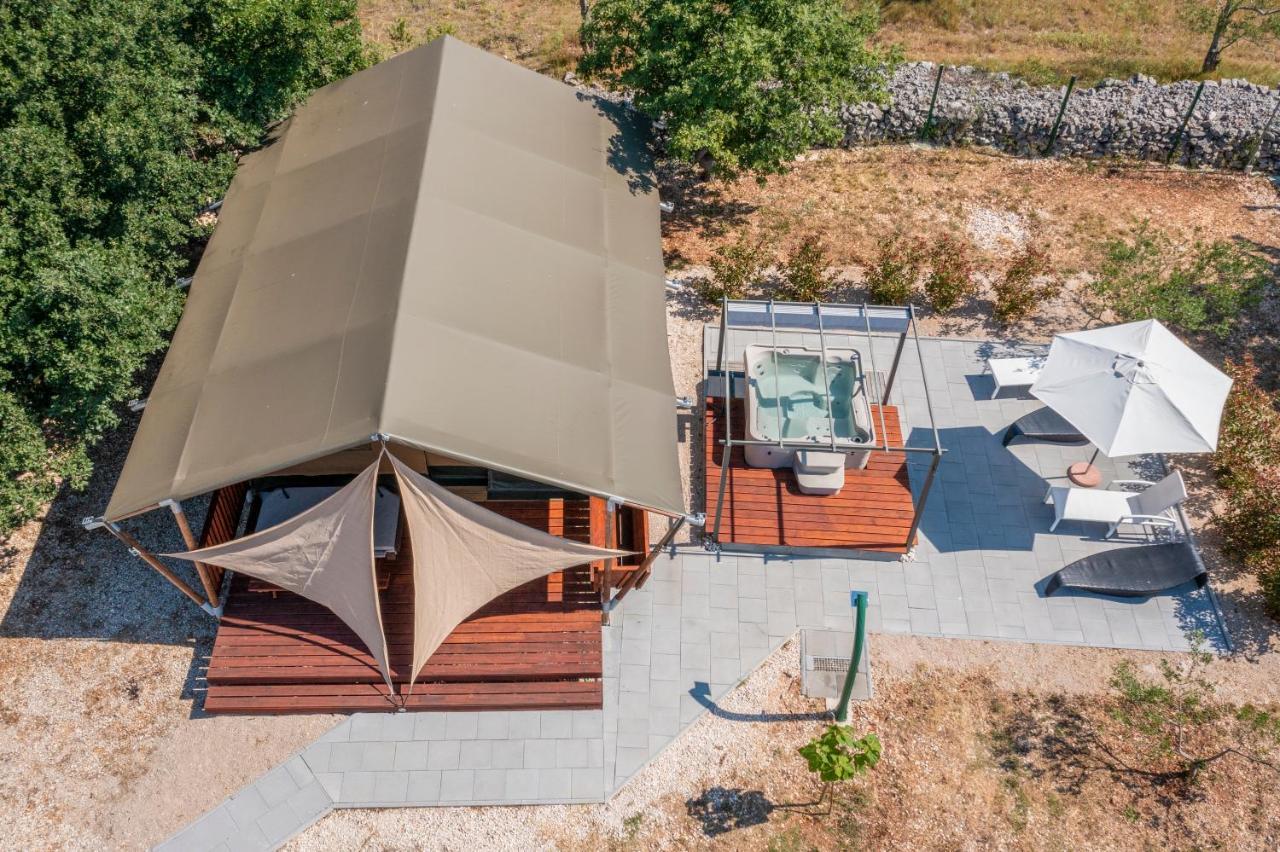 Grande Glamping With Pool Ξενοδοχείο Biograd Na Moru Εξωτερικό φωτογραφία